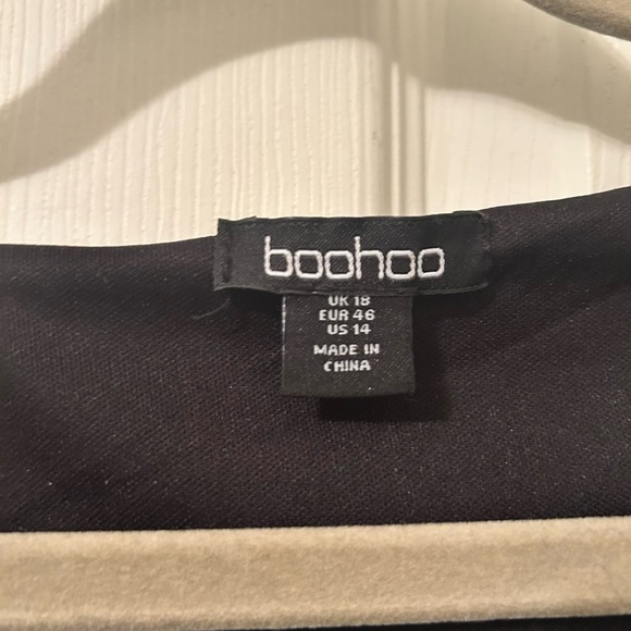 Boohoo Black Sequin Velvet Midi Wrap Dress - Picture 6 of 6